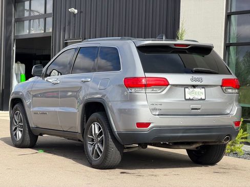 Used 2019 Jeep Grand Cherokee Limited AWD/4WD image 3