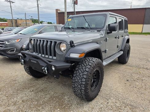 Used 2023 Jeep Wrangler Unlimited Sport AWD/4WD image 1
