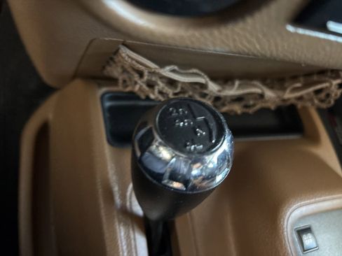 Used 2011 Jeep Wrangler Rubicon w/ Dual Top Group AWD/4WD image 23