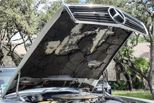 Used 1988 Mercedes-Benz 560 SL image 16