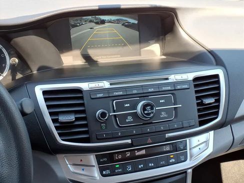 Used 2013 Honda Accord LX image 22