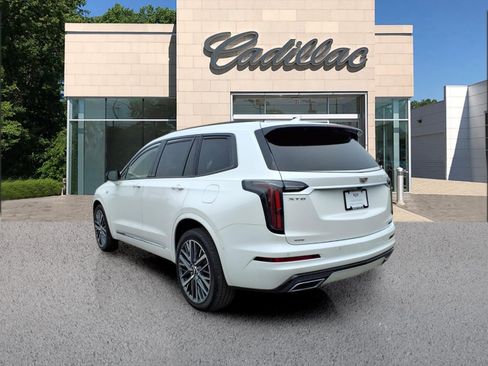 Certified 2025 Cadillac XT6 Sport w/ Technology Package AWD/4WD image 3