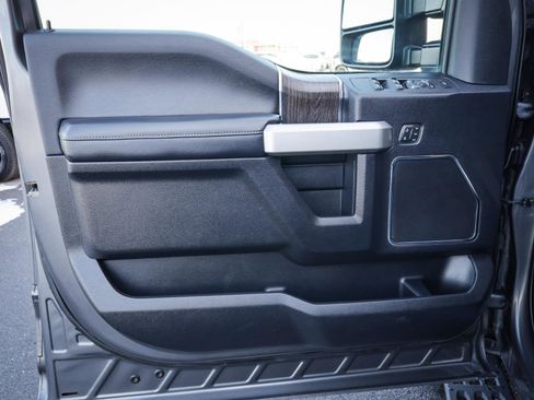 Used 2021 Ford F250 Lariat w/ Tremor Off-Road Package image 15