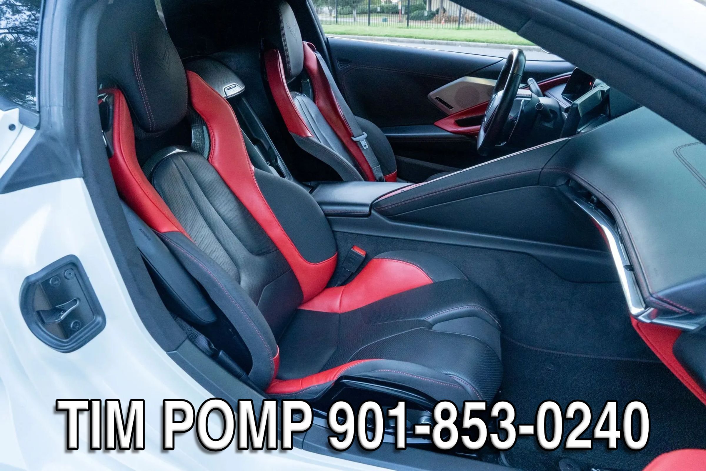 Used 2020 Chevrolet Corvette Stingray Premium Cpe w/ 3LT Preferred Equipment Group RWD image 13