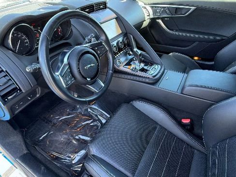 Used 2019 Jaguar F-TYPE Convertible AWD image 10