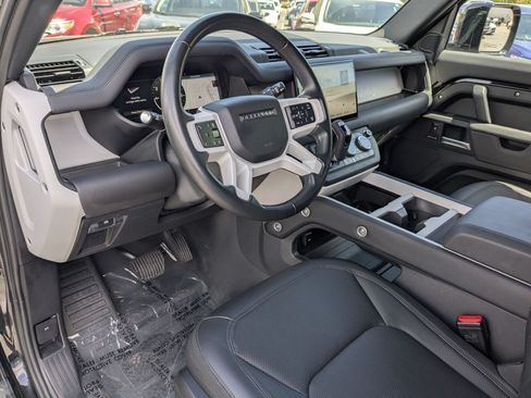 Used 2025 Land Rover Defender 110 S AWD/4WD image 16