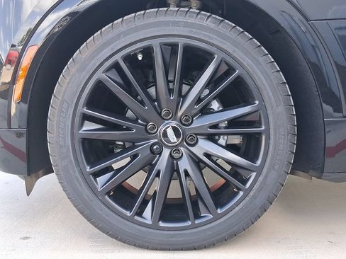New 2026 Cadillac Lyriq Sport w/ LPO, ONYX Package RWD image 29