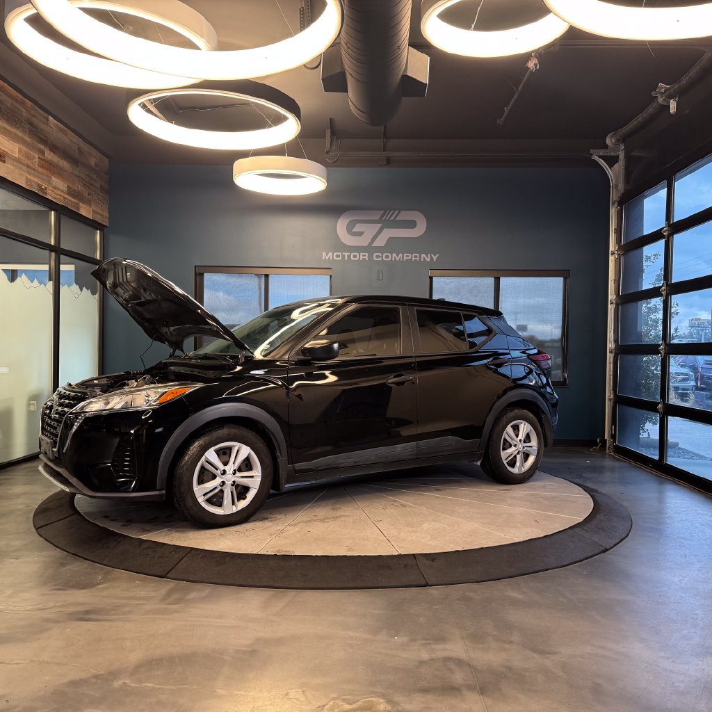 Used 2021 Nissan Kicks S FWD image 23