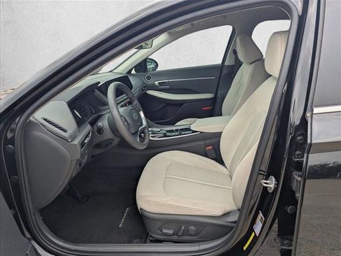 Used 2023 Hyundai Sonata SEL w/ Preferred Accessory Package FWD image 15