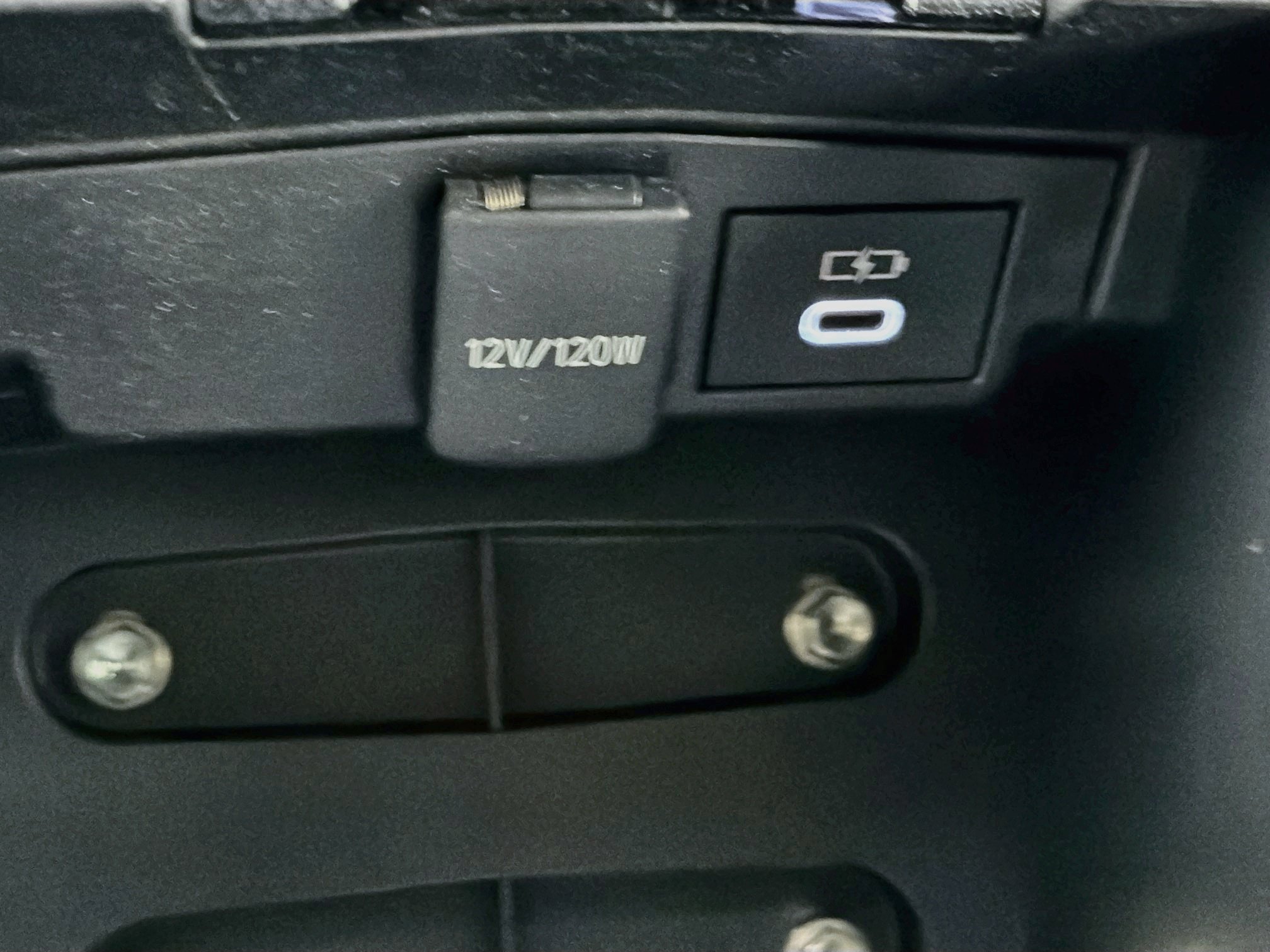 Used 2025 Toyota Corolla SE FWD image 25