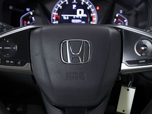 Used 2018 Honda CR-V LX image 17