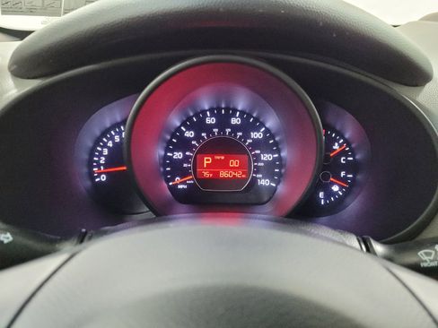 Used 2019 Kia Soul + FWD image 23