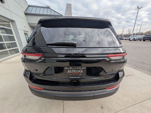 New 2026 Jeep Grand Cherokee Limited w/ Limited Altitude Package image 10