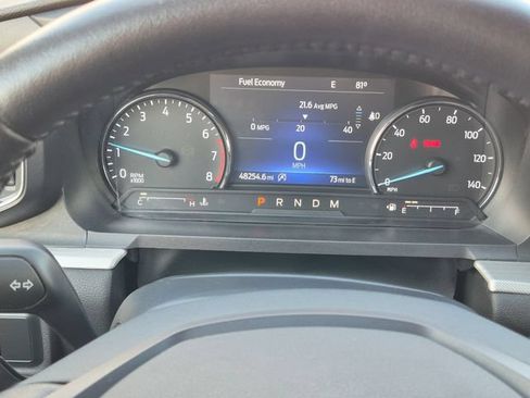 Used 2020 Ford Explorer XLT w/ Equipment Group 202A AWD/4WD image 12