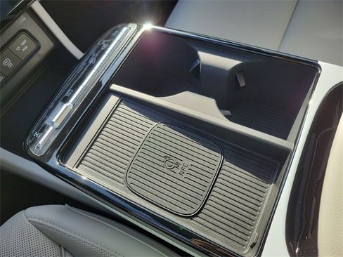 New 2025 Hyundai Tucson Limited image 14