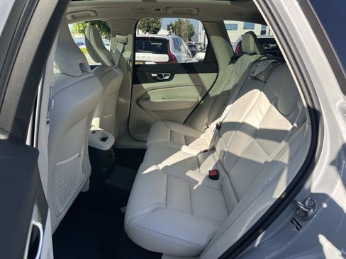 New 2026 Volvo XC60 T8 Ultra w/ Protection Package Premier image 17