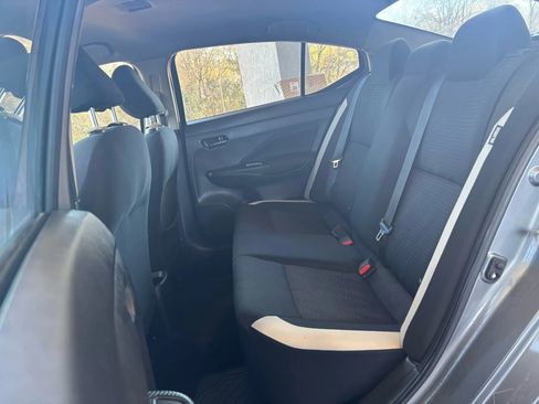 Used 2021 Nissan Versa SV image 21