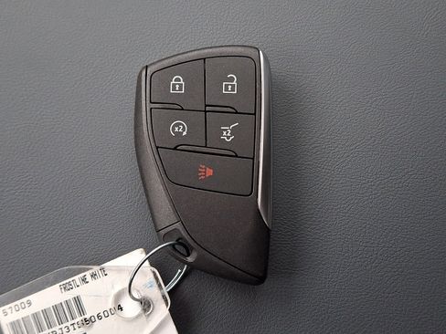 New 2026 Honda Prologue Touring image 3