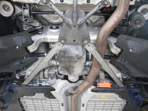 Used 2018 BMW 530e xDrive image 97