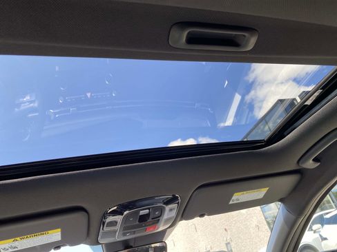 Used 2025 Hyundai Santa Cruz SEL image 11