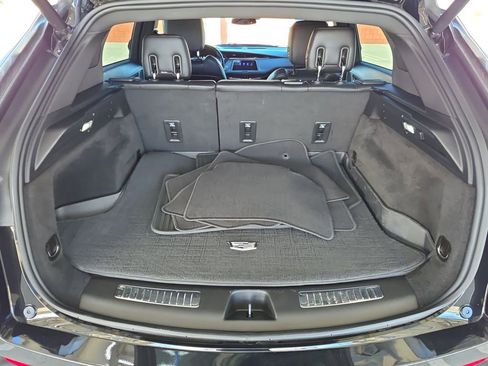 Used 2023 Cadillac XT4 Sport w/ Technology Package image 26