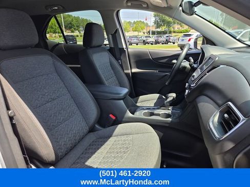 Used 2024 Chevrolet Equinox LT FWD image 16