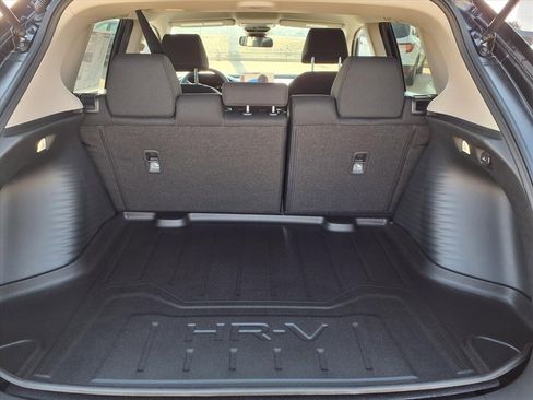 New 2026 Honda HR-V LX image 10