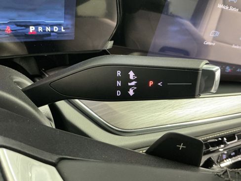 New 2026 Chevrolet Suburban Premier w/ Sun And Tow Package image 30