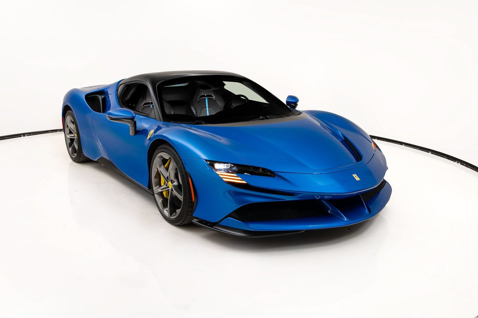 Certified 2023 Ferrari SF90 Spider AWD/4WD image 24