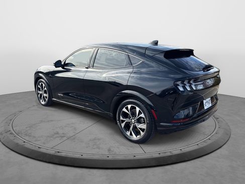 Used 2021 Ford Mustang Mach-E Premium image 6