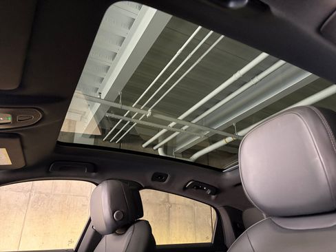 Certified 2026 Porsche Cayenne Coupe AWD/4WD image 44