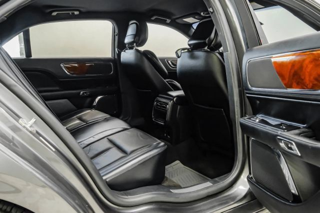 Used 2019 Lincoln Continental Select FWD image 46
