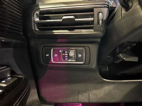 Used 2020 Lincoln Corsair AWD w/ Premium Package image 15