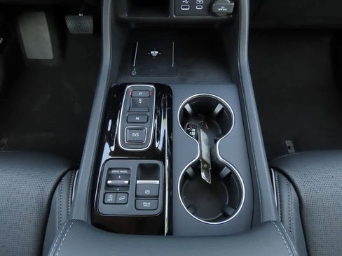 New 2025 Honda Pilot Elite image 24