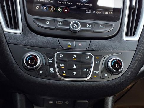 Used 2025 Chevrolet Malibu LT FWD image 14
