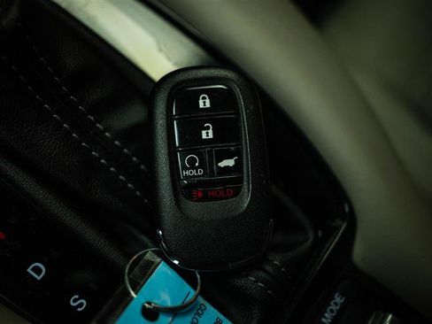 Used 2025 Honda HR-V LX image 20