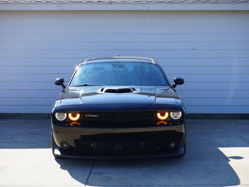 Used 2016 Dodge Challenger R/T Scat Pack image 7