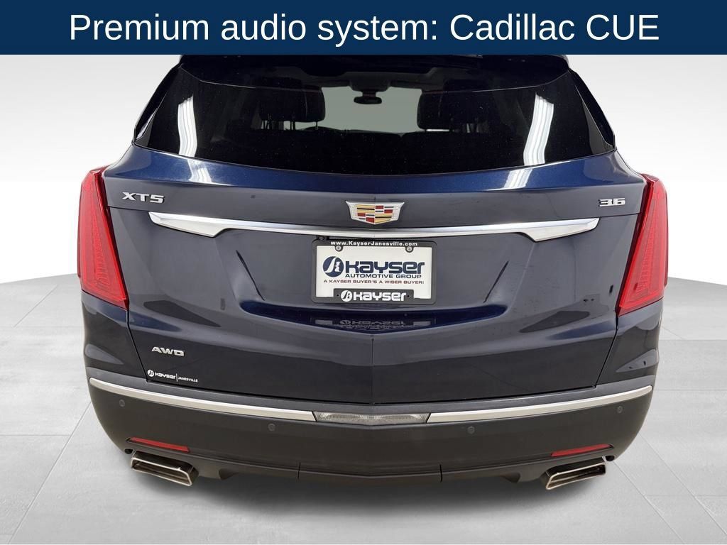 Used 2017 Cadillac XT5 Luxury w/ Driver Awareness Package AWD/4WD image 7