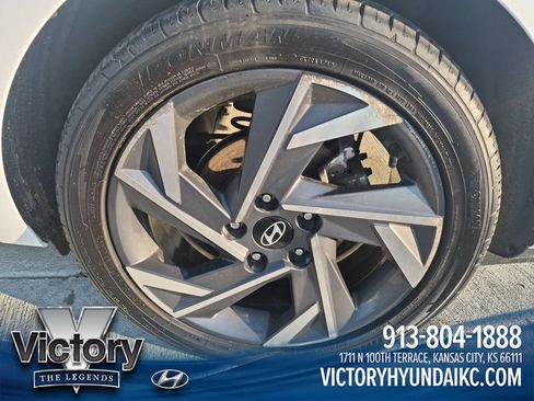 Used 2024 Hyundai Elantra Limited FWD image 27
