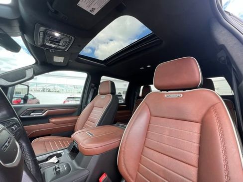 Used 2024 GMC Sierra 2500 Denali Ultimate w/ Max Trailering Package AWD/4WD image 19