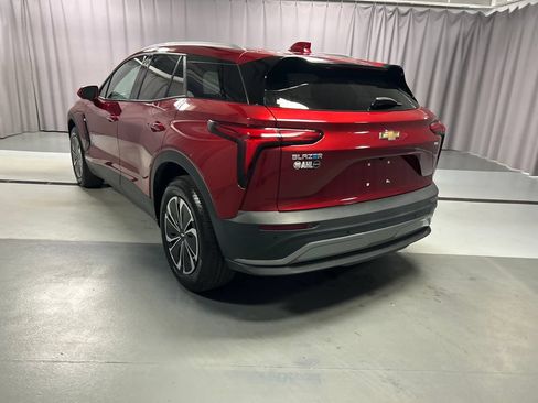 Used 2024 Chevrolet Blazer EV LT AWD/4WD image 5
