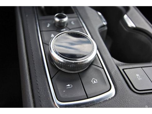 Used 2024 Cadillac XT4 Premium Luxury FWD image 26