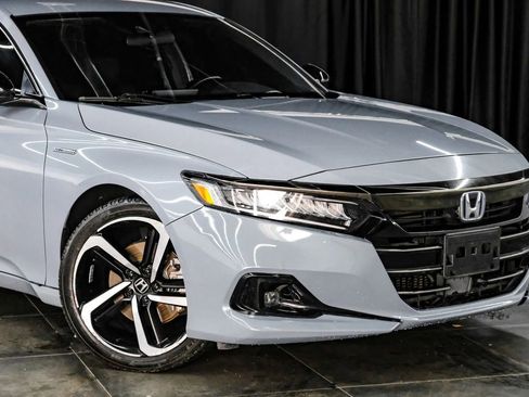 Used 2022 Honda Accord Sport image 6