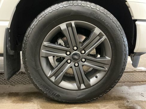 Used 2023 Ford F150 Lariat w/ Equipment Group 502A High image 38