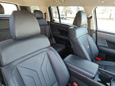 Used 2025 Hyundai Santa Fe SEL image 12