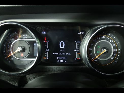 Used 2021 Jeep Wrangler Unlimited Sport image 19