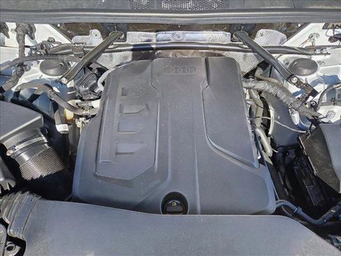 Certified 2025 Audi Q5 Premium w/ Convenience Package image 22