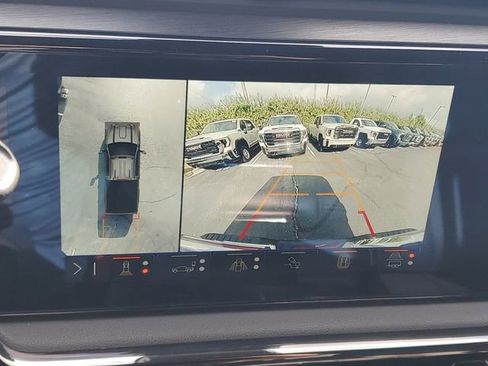 Used 2024 GMC Sierra 2500 AT4 w/ AT4 Premium Plus Package image 18