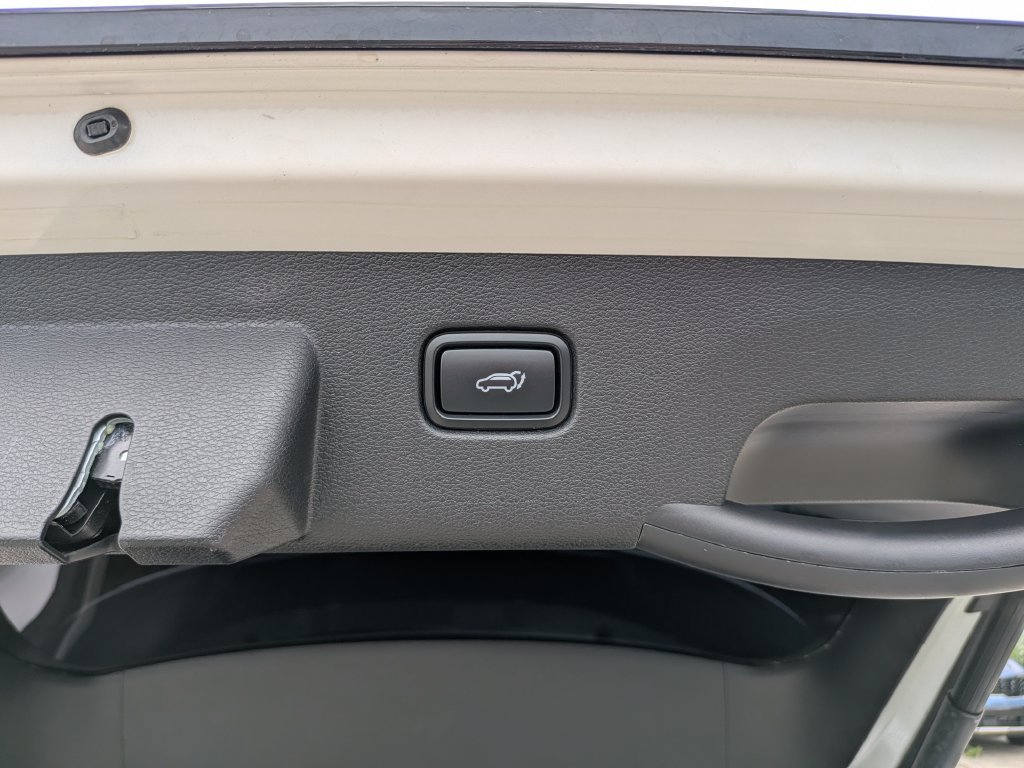 Certified 2025 Kia Sportage SX FWD image 13