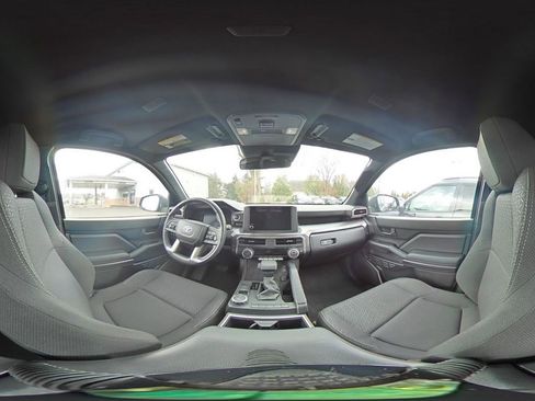 Used 2025 Toyota 4Runner SR5 image 42